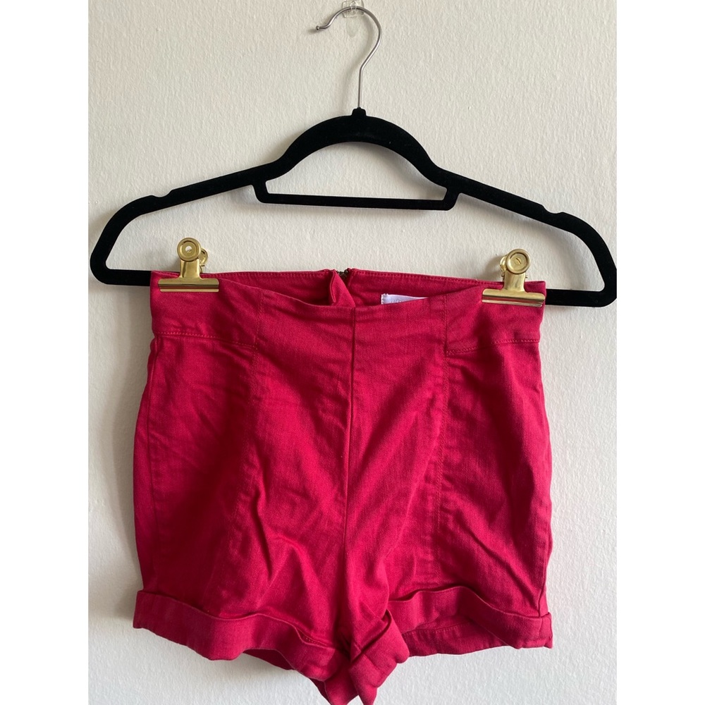 High-waisted cherry cotton cuffed shorts